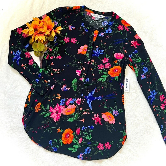 Old Navy NWT Floral Button-Down Blouse - XS - Picture 1 of 5
